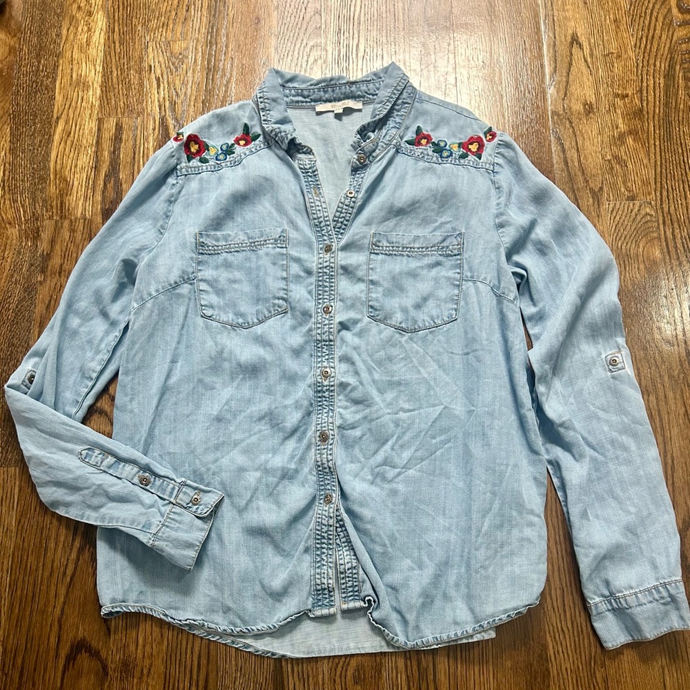 Miss Me Light Blue Button Down Shirt with Floral Embroidery